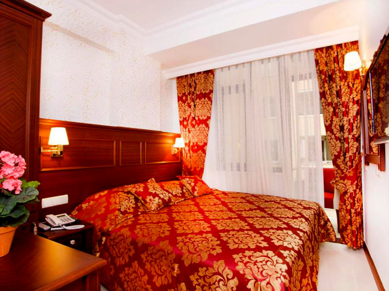 اتاق سه تخته استاندارد هتل نیو سیتی استانبول
