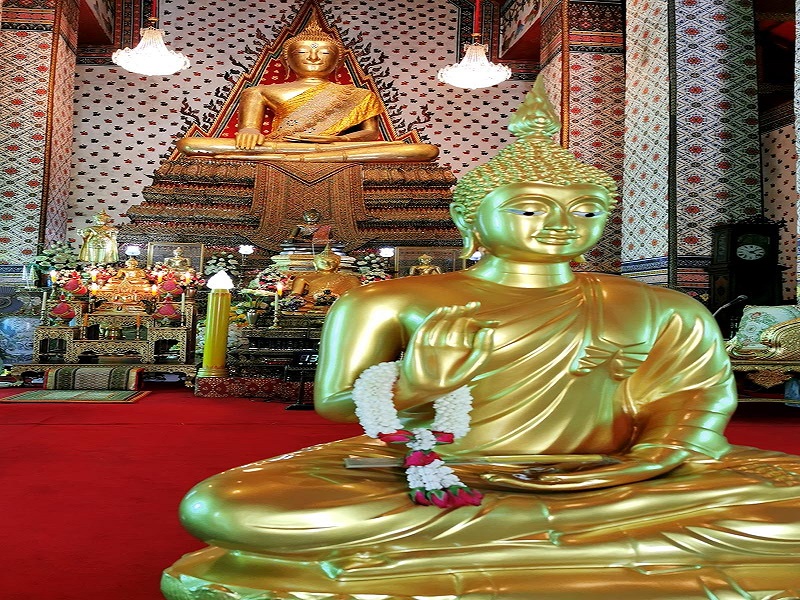 مجسمه‌های مهم معبد وات آرون