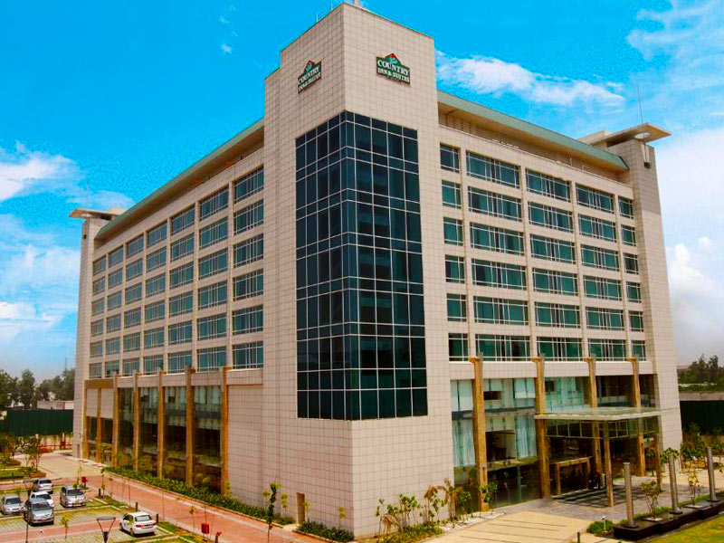 هتل کانتری این صاحیب آباد هتل کانتری این صاحیب آباد
