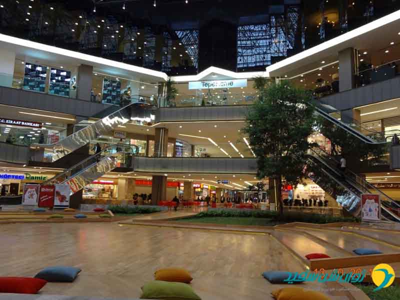 مرکز خرید گالریا سن پترزبورگ