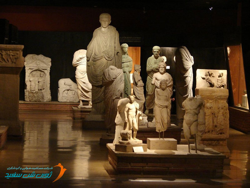 موزه باستان شناسی آنتالیا