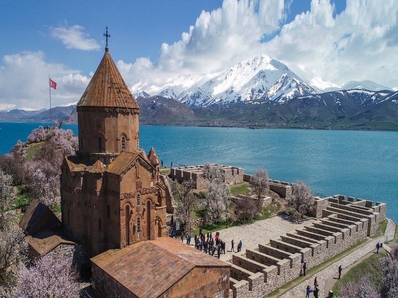 جزیره آکدامار وان ترکیه