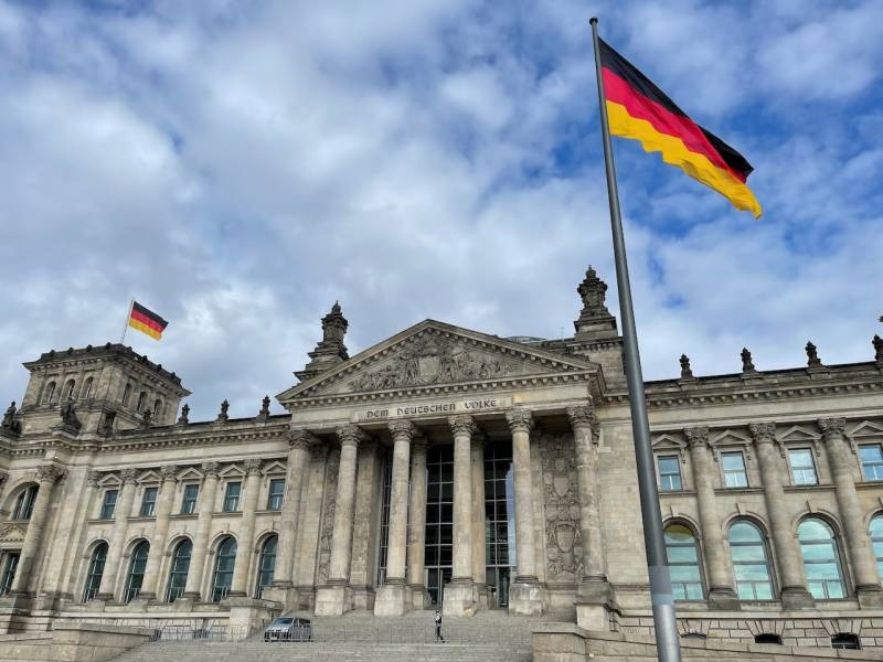 مدارک لازم درخواست ویزای آلمان با دعوتنامه