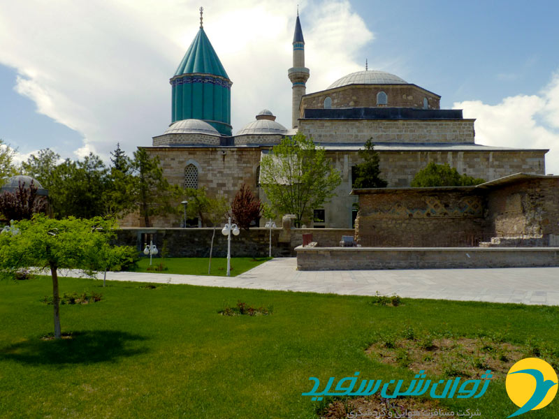 جاذبه های نزدیک به هتل زرسیتی جاذبه های نزدیک به هتل زرسیتی