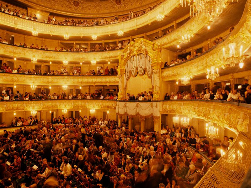 سالن تئاتر ماریینسکی سنت پترزبورگ