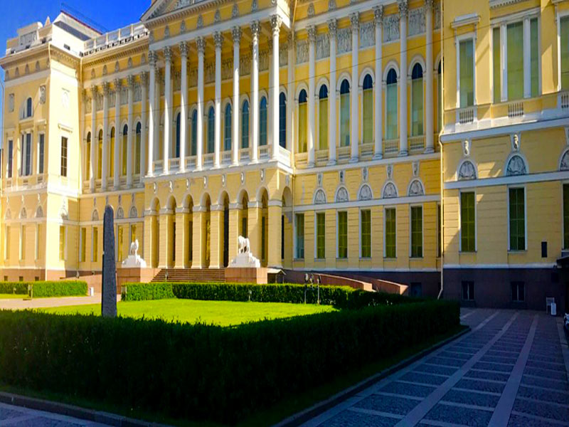 قصر میخائیلوفسکی